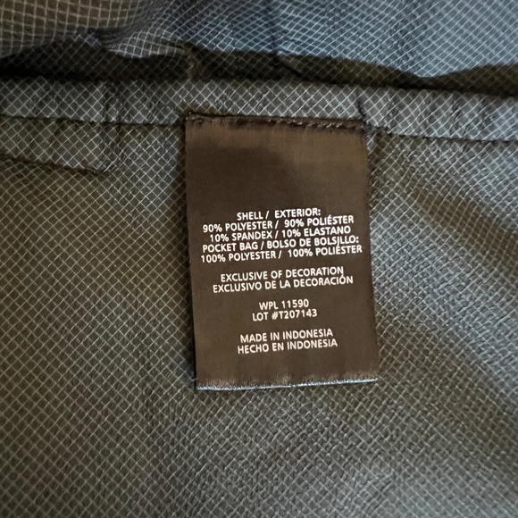 32 Degrees Cool Rain and Wind Breaker M - Picture 3 of 4